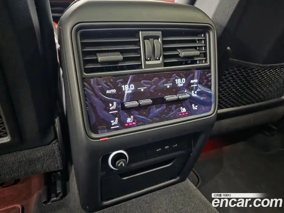 Porsche Cayenne 2024 3.0 Автомат в Москве № 327382, фото 16