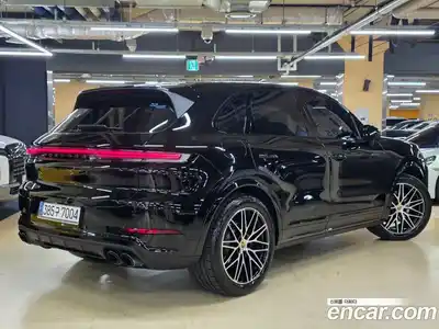 Porsche Cayenne 2024 3.0 Автомат в Москве № 327382, миниатюра 2