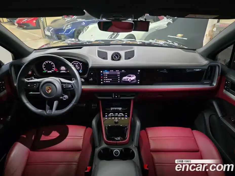 Porsche Cayenne 2024 3.0 Автомат в Москве № 327382, фото 8