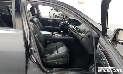 Lexus LS 2016 4.6 Автомат в Москве № 329596, миниатюра 11