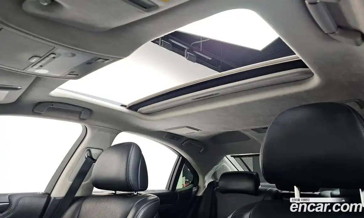 Lexus LS 2016 4.6 Автомат в Москве № 329596, фото 19