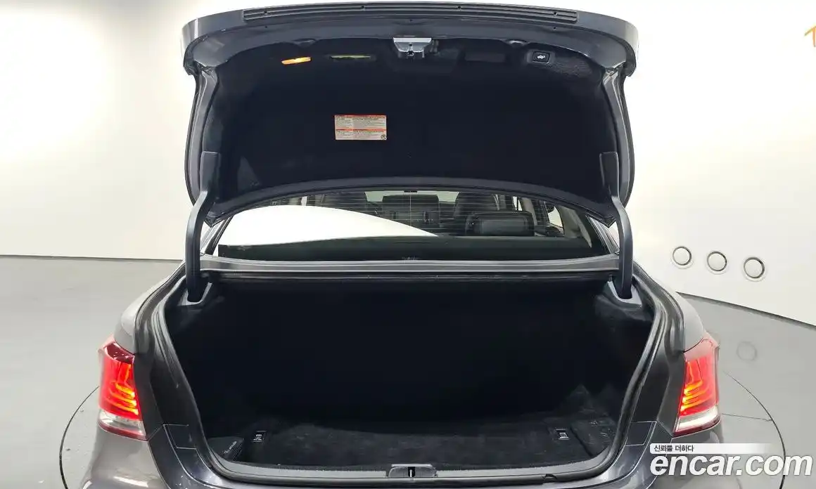 Lexus LS 2016 4.6 Автомат в Москве № 329596, фото 20