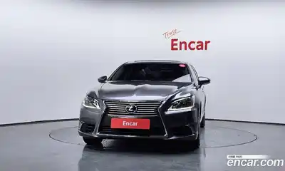 Lexus LS 2016 4.6 Автомат в Москве № 329596, миниатюра 3