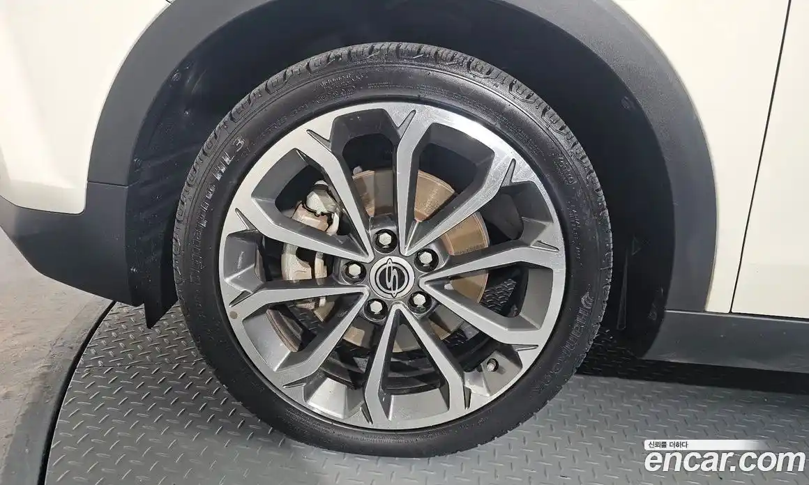 SsangYong TIBOLI 2018 1.6 Автомат в Москве № 33769, фото 18