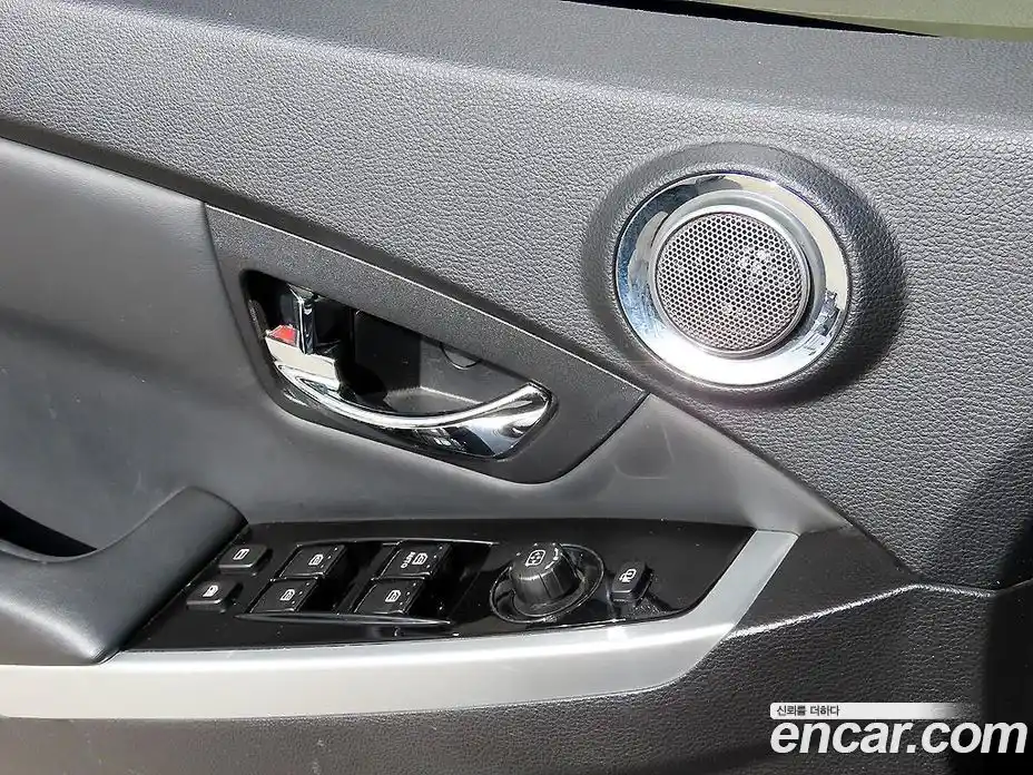 SsangYong Korando 2014 2.0 Автомат в Москве № 34103, фото 11