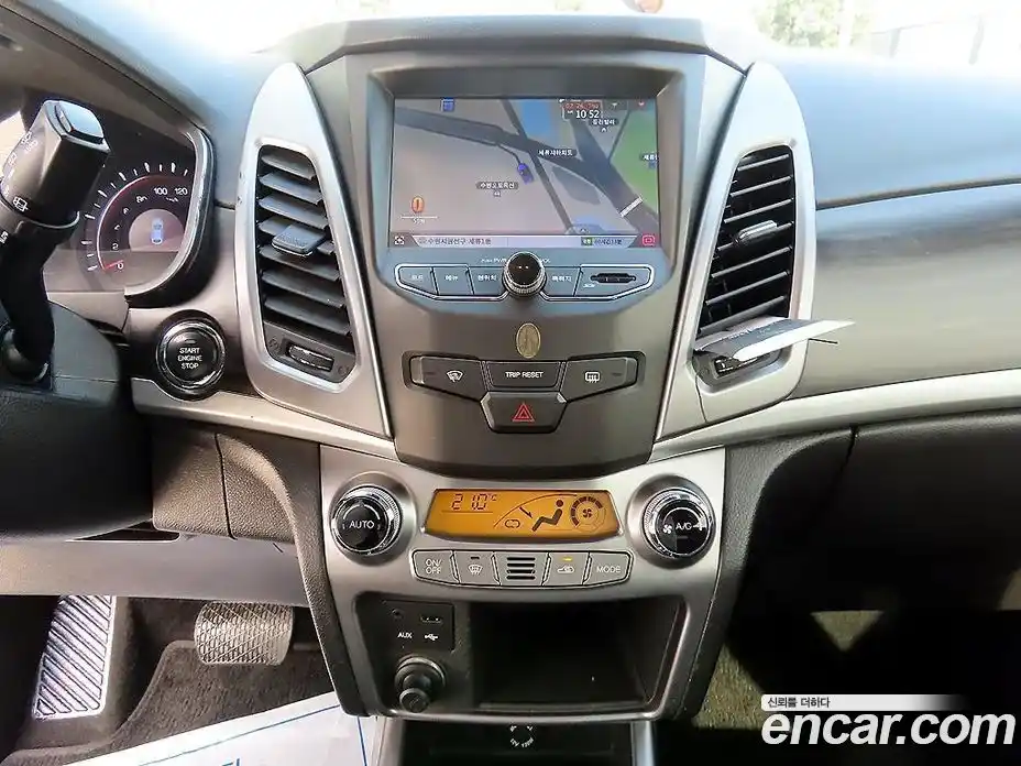 SsangYong Korando 2014 2.0 Автомат в Москве № 34103, фото 14