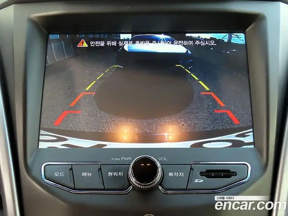 SsangYong Korando 2014 2.0 Автомат в Москве № 34103, фото 15