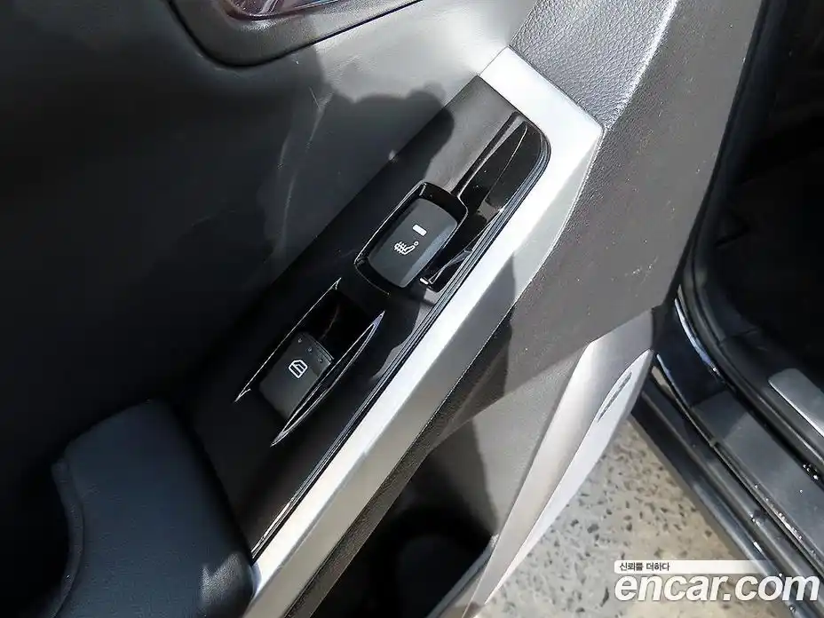 SsangYong Korando 2014 2.0 Автомат в Москве № 34103, фото 17