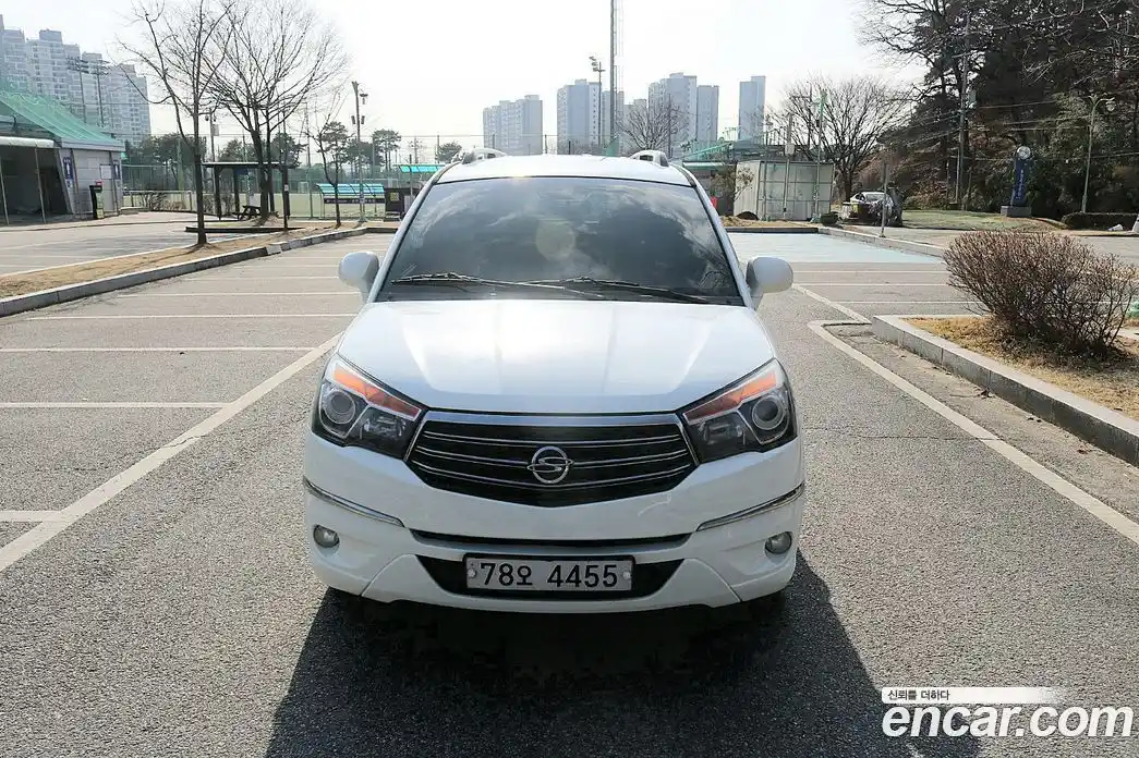 SsangYong Korando 2014 2.0 Автомат в Москве № 342222, фото 1