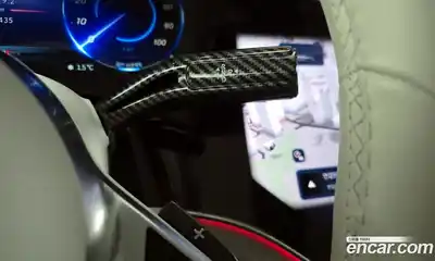 Mercedes-Benz EQE 2023 0.3 Автомат в Москве № 342354, миниатюра 9