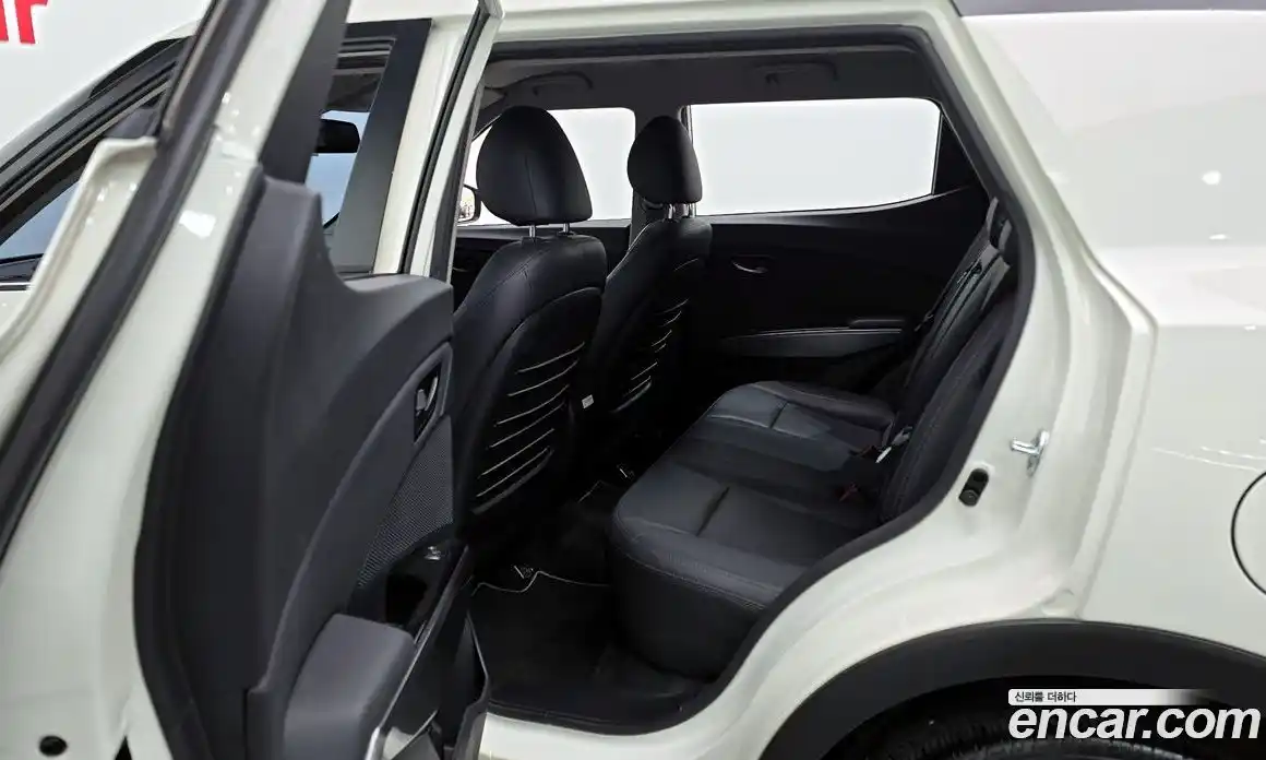 SsangYong TIBOLI 2022 1.5 Автомат в Москве № 35035, фото 13