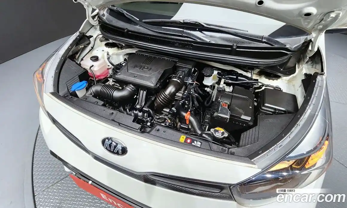 Kia Morning 2021 1.0 Автомат в Москве № 363275, фото 20