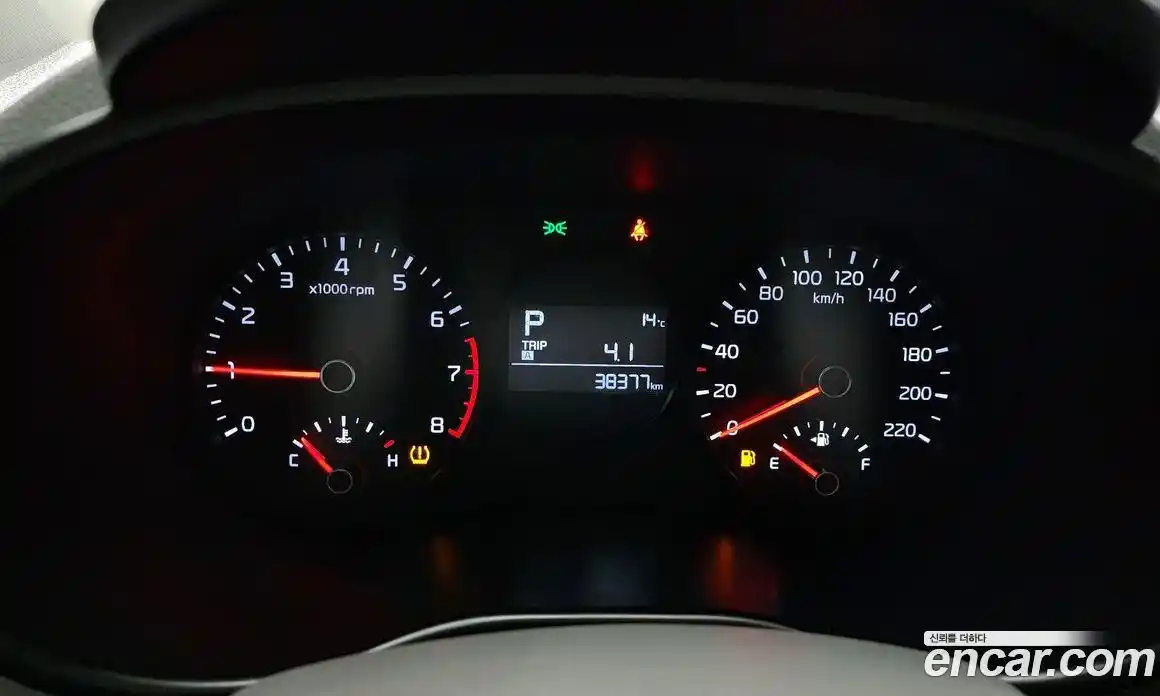 Kia Morning 2021 1.0 Автомат в Москве № 363275, фото 7