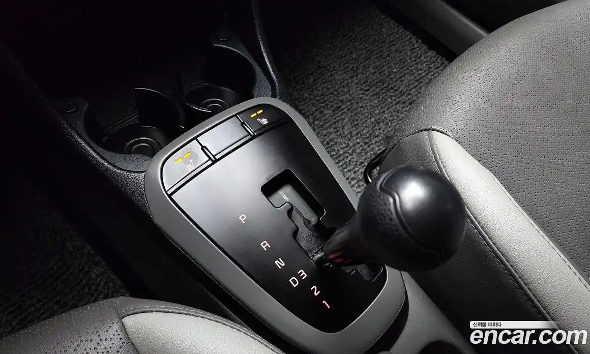 Kia Morning 2021 1.0 Автомат в Москве № 363275, фото 10