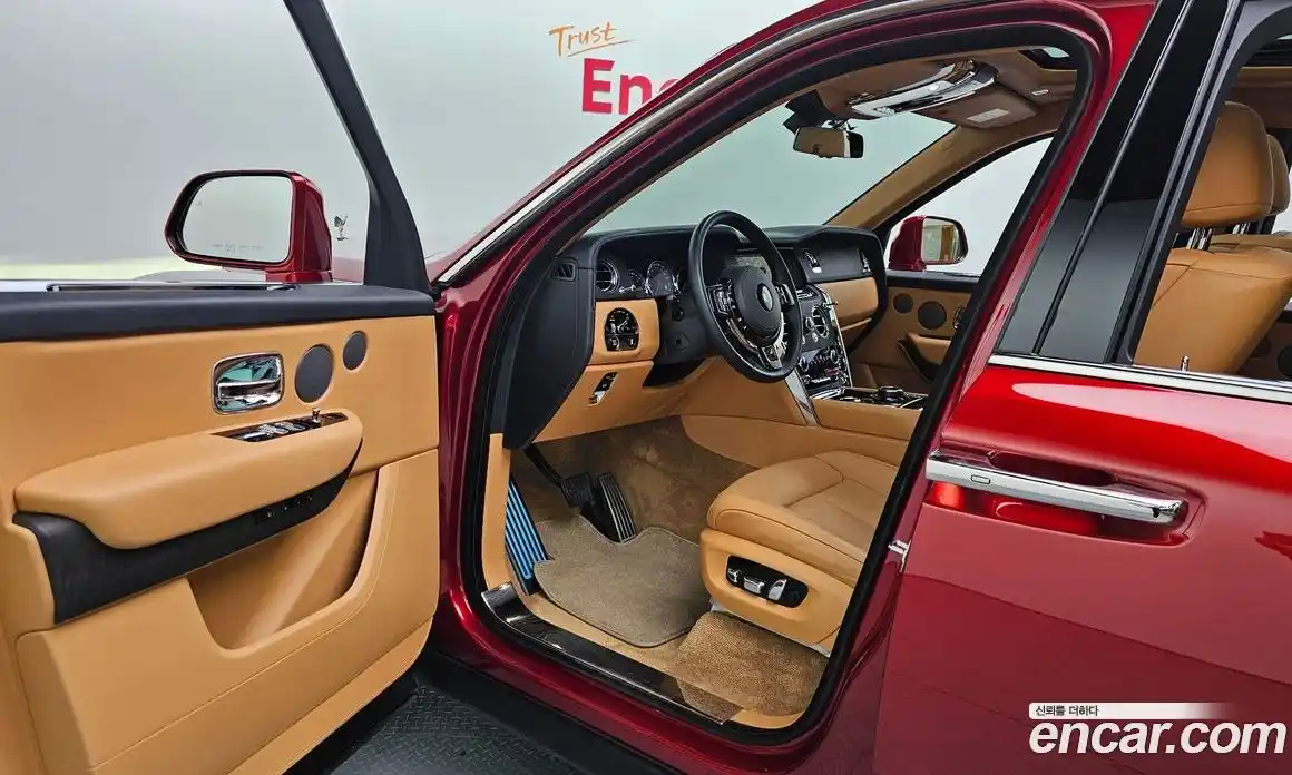 Rolls-Royce Cullinan 2023 6.7 Автомат в Москве № 366913, фото 10