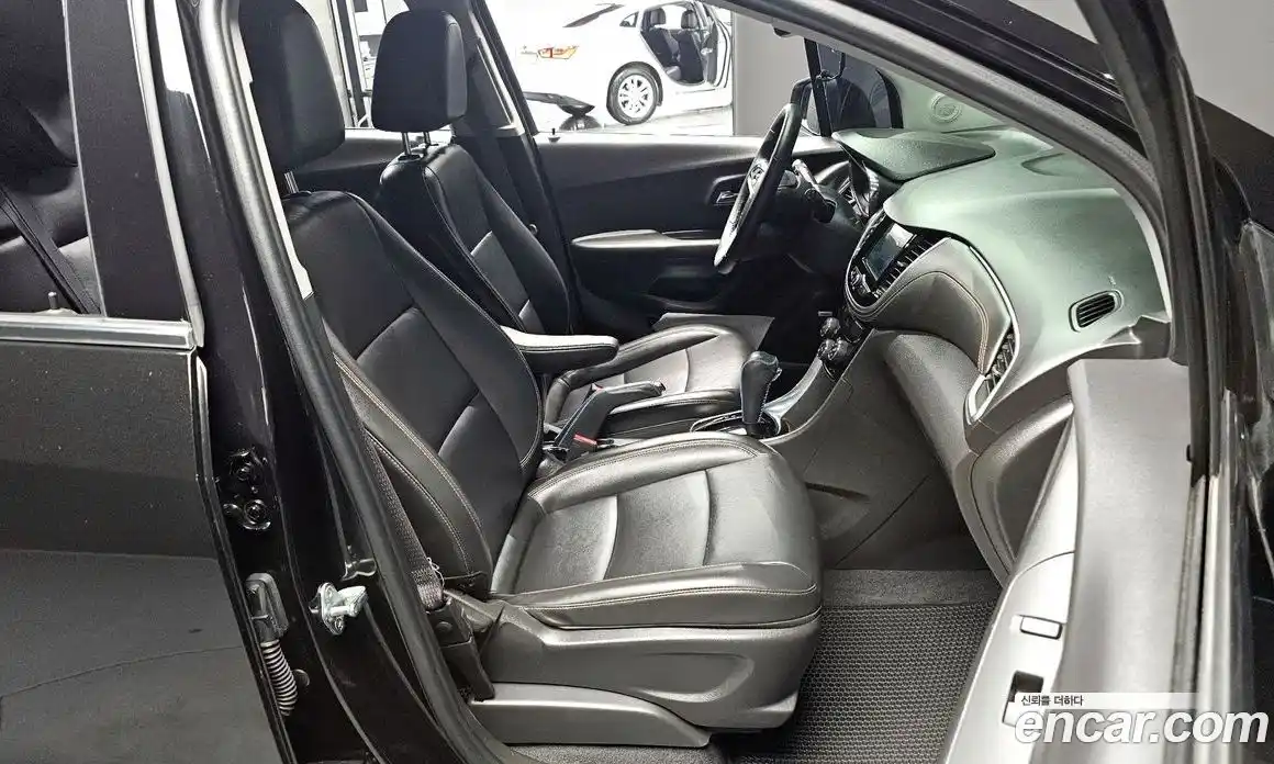 Chevrolet Trax 2017 1.6 Автомат в Москве № 36927, фото 9