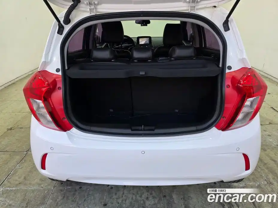 Chevrolet Spark 2016 1.0 Автомат в Москве № 37807, фото 20