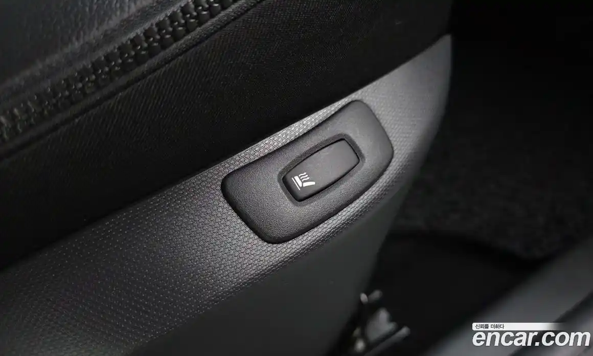 Renault QM3 2015 1.5 Автомат в Москве № 382772, фото 17