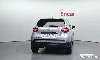 Renault QM3 2015 1.5 Автомат в Москве № 382772, миниатюра 4