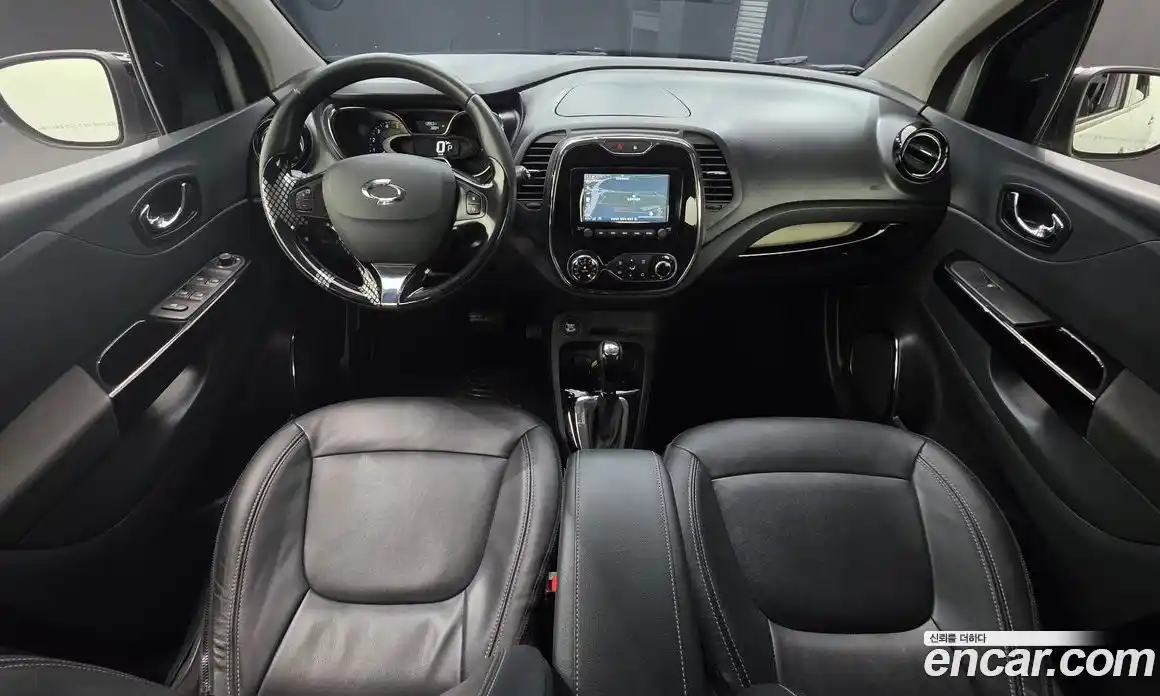 Renault QM3 2015 1.5 Автомат в Москве № 382772, фото 7