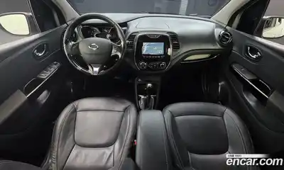 Renault QM3 2015 1.5 Автомат в Москве № 382772, миниатюра 7