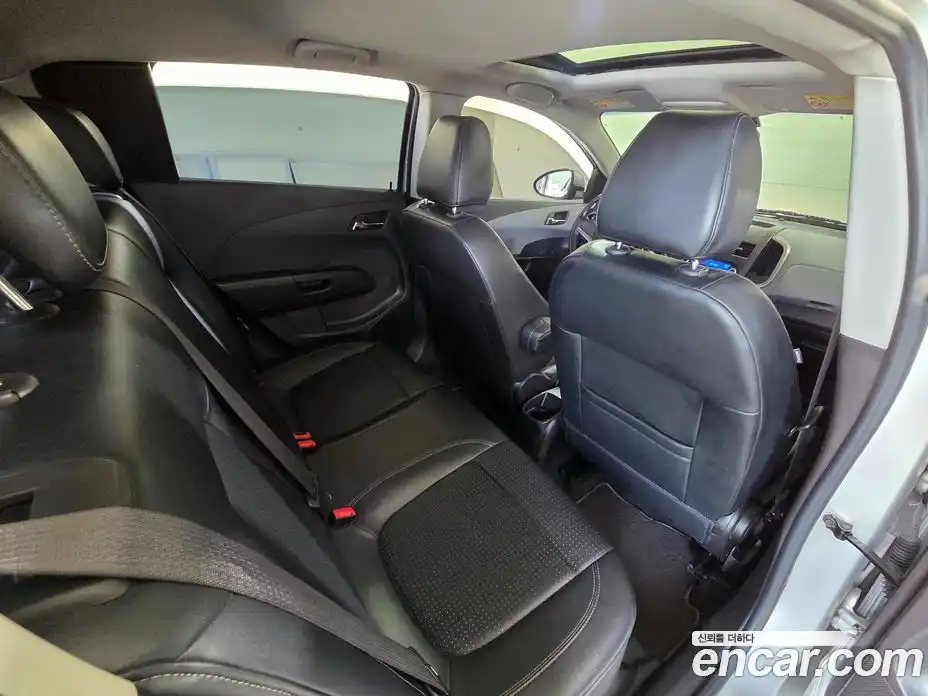 Chevrolet Aveo 2012 1.6 Автомат в Москве № 38445, фото 12