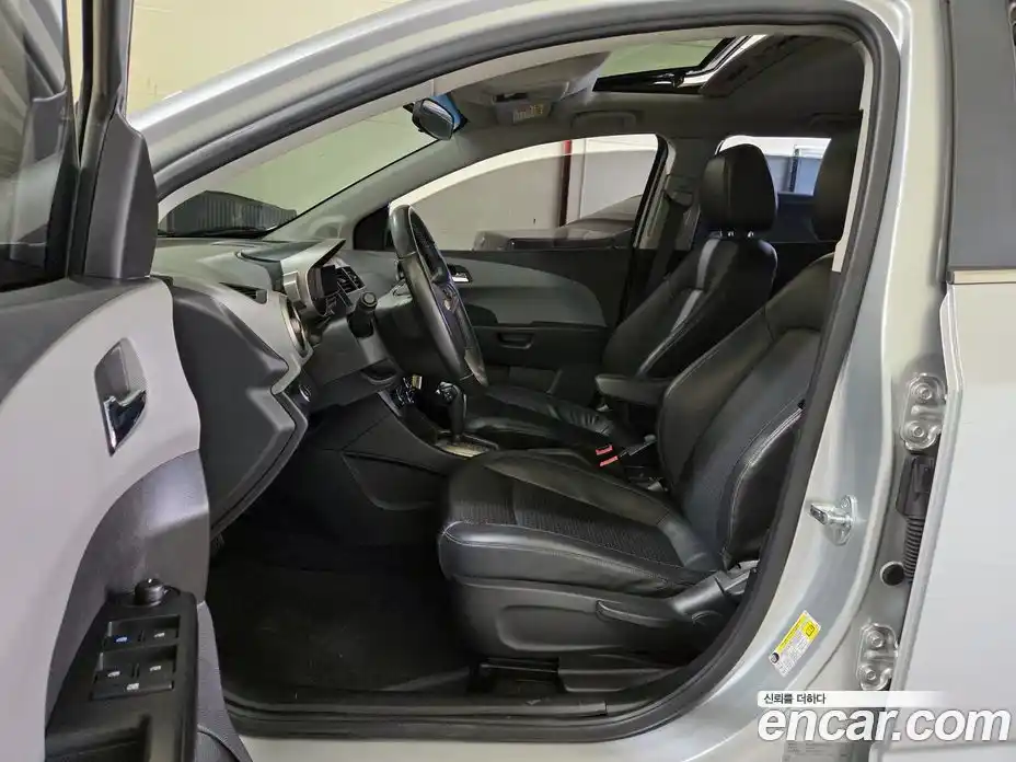 Chevrolet Aveo 2012 1.6 Автомат в Москве № 38445, фото 8