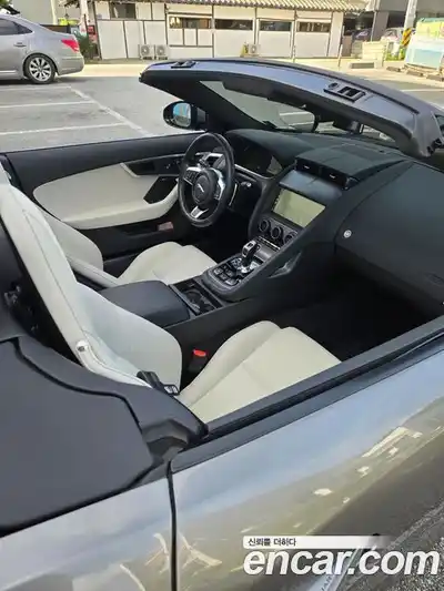 Jaguar F-Type 2023 2.0 Автомат в Москве № 386213, миниатюра 6
