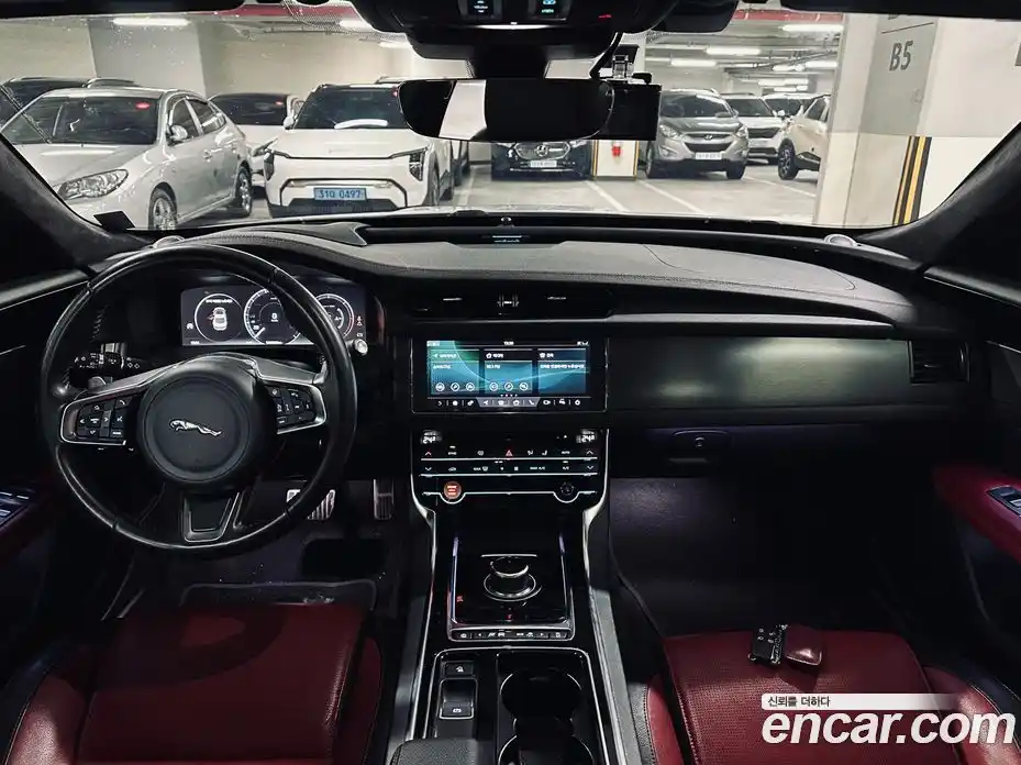 Jaguar XF 2020 2.0 Автомат в Москве № 386451, фото 7