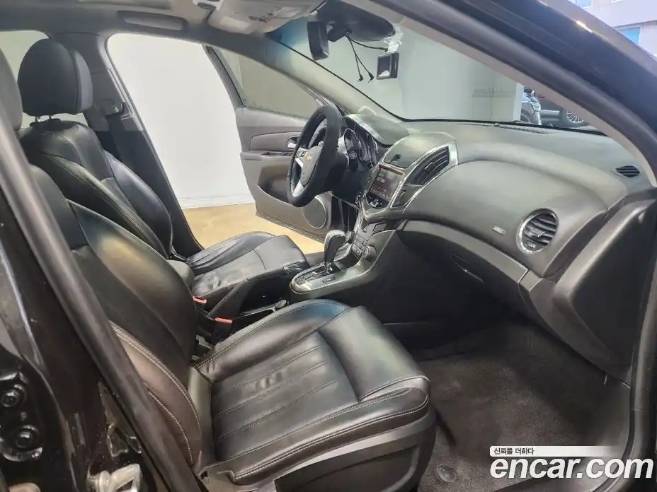 Chevrolet Cruze 2013 1.8 Автомат в Москве № 39394, фото 15