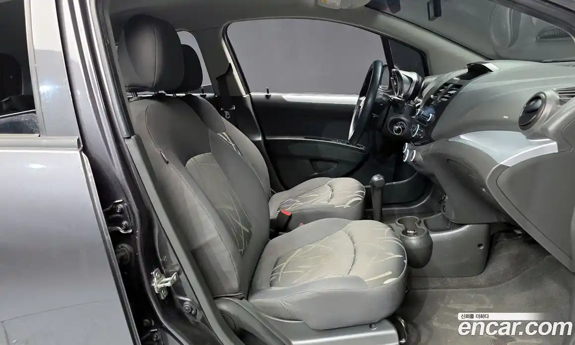 Chevrolet Spark 2014 1.0 Автомат в Москве № 39953, фото 4