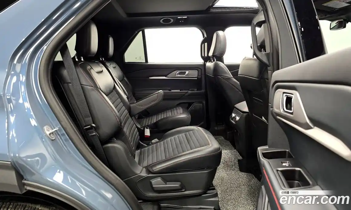 Ford Explorer 2025 2.3 Автомат в Москве № 402802, фото 12