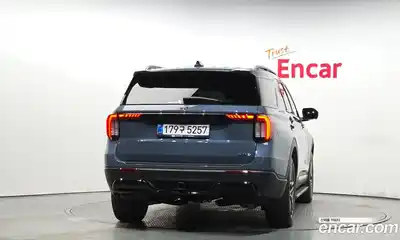 Ford Explorer 2025 2.3 Автомат в Москве № 402802, миниатюра 4