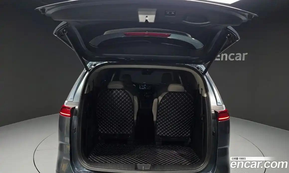 Kia Canival 2021 2.2 Автомат в Москве № 403573, фото 20