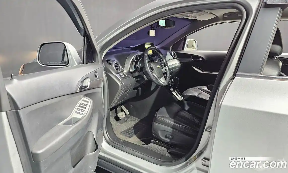 Chevrolet Orlando 2013 2.0 Автомат в Москве № 40662, фото 13