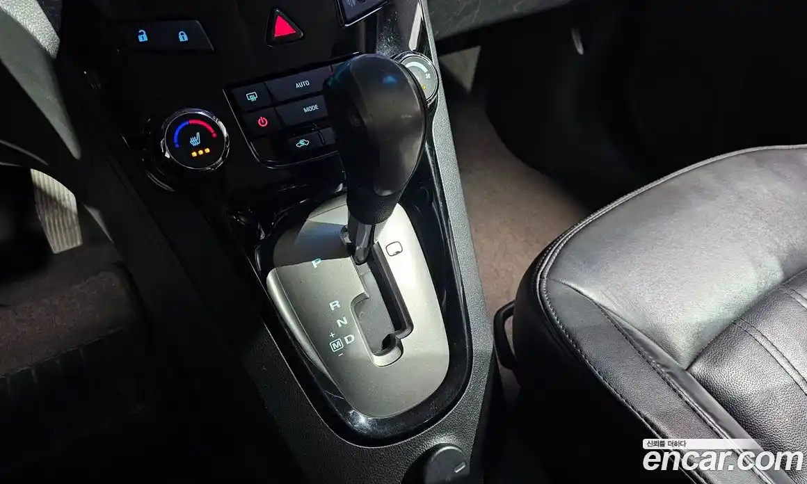 Chevrolet Orlando 2013 2.0 Автомат в Москве № 40662, фото 16