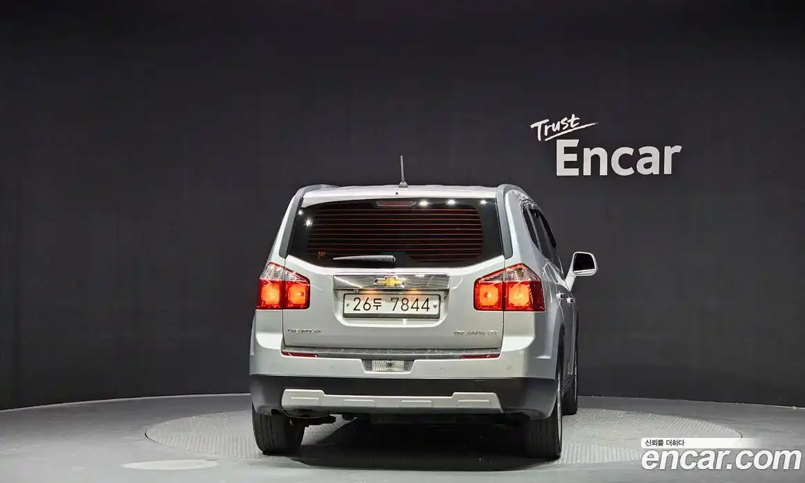 Chevrolet Orlando 2013 2.0 Автомат в Москве № 40662, фото 18