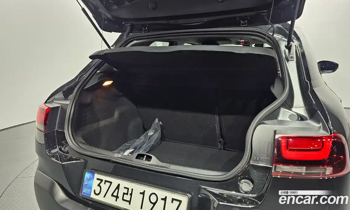 Citroen C4 Cactus 2019 1.5 Автомат в Москве № 407661, фото 20