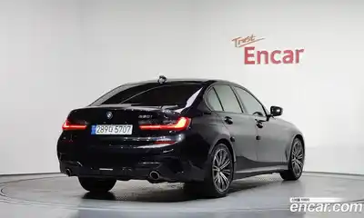 BMW 3-Series 2019 2.0 Автомат в Москве № 407933, миниатюра 2