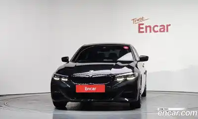 BMW 3-Series 2019 2.0 Автомат в Москве № 407933, миниатюра 3