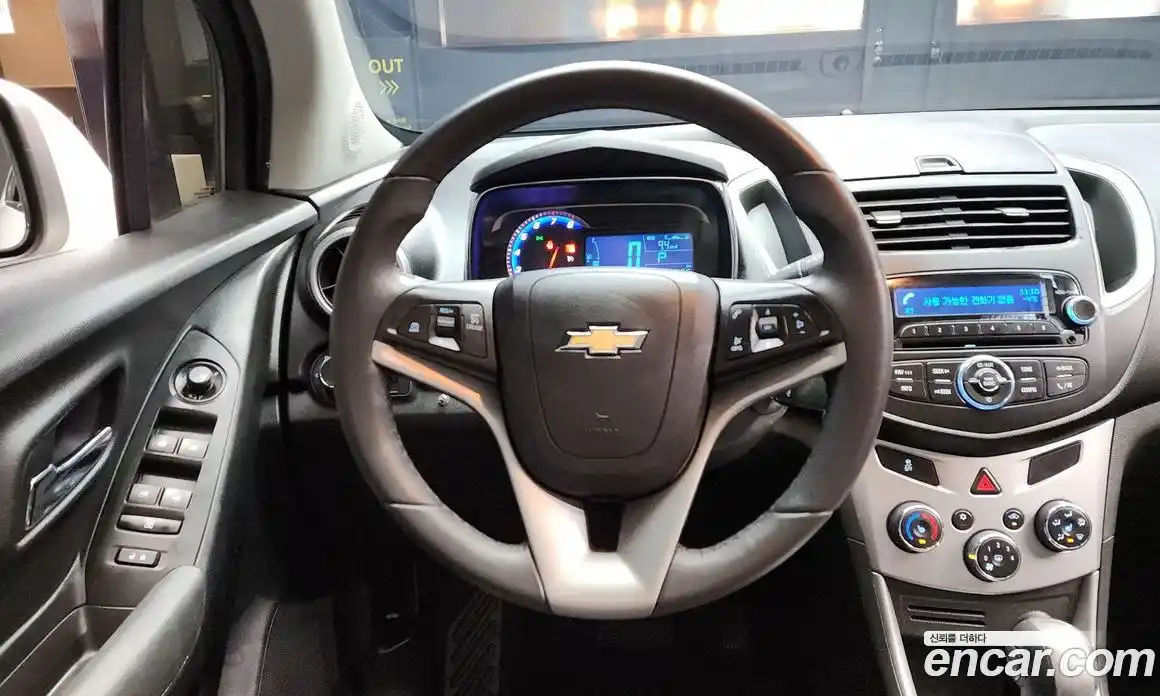 Chevrolet Trax 2014 1.4 Автомат в Москве № 41290, фото 4