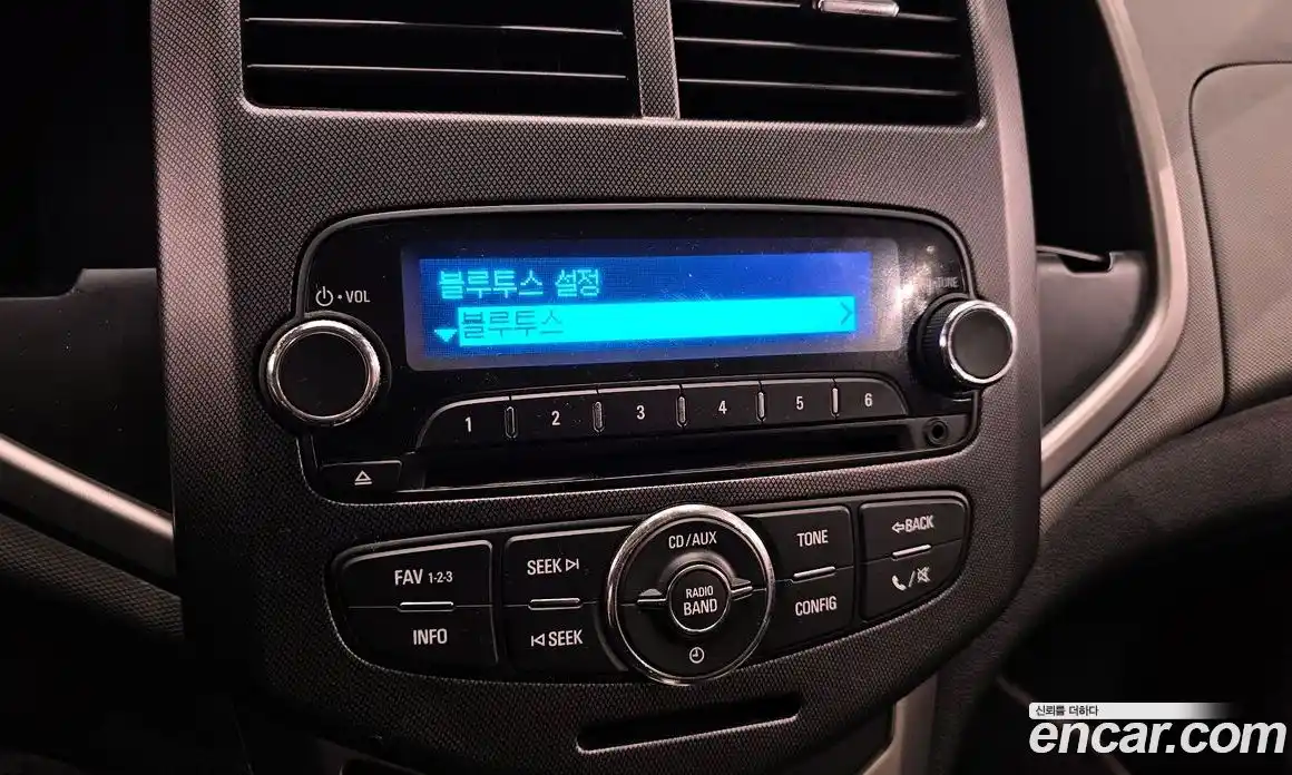 Chevrolet Aveo 2014 1.6 Автомат в Москве № 41900, фото 14