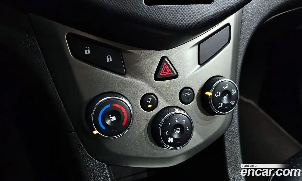 Chevrolet Aveo 2014 1.6 Автомат в Москве № 41900, фото 20