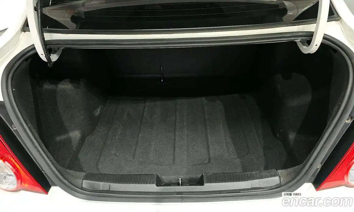 Chevrolet Aveo 2014 1.6 Автомат в Москве № 41900, фото 9