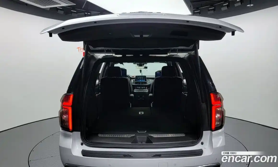 Chevrolet Tahoe 2022 6.2 Автомат в Москве № 41970, фото 20