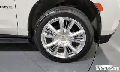 Chevrolet Tahoe 2022 6.2 Автомат в Москве № 41970, миниатюра 5