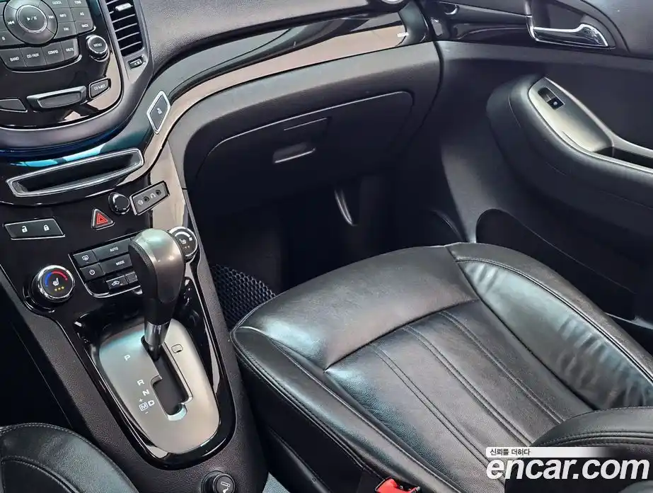 Chevrolet Orlando 2012 2.0 Автомат в Москве № 42198, фото 18