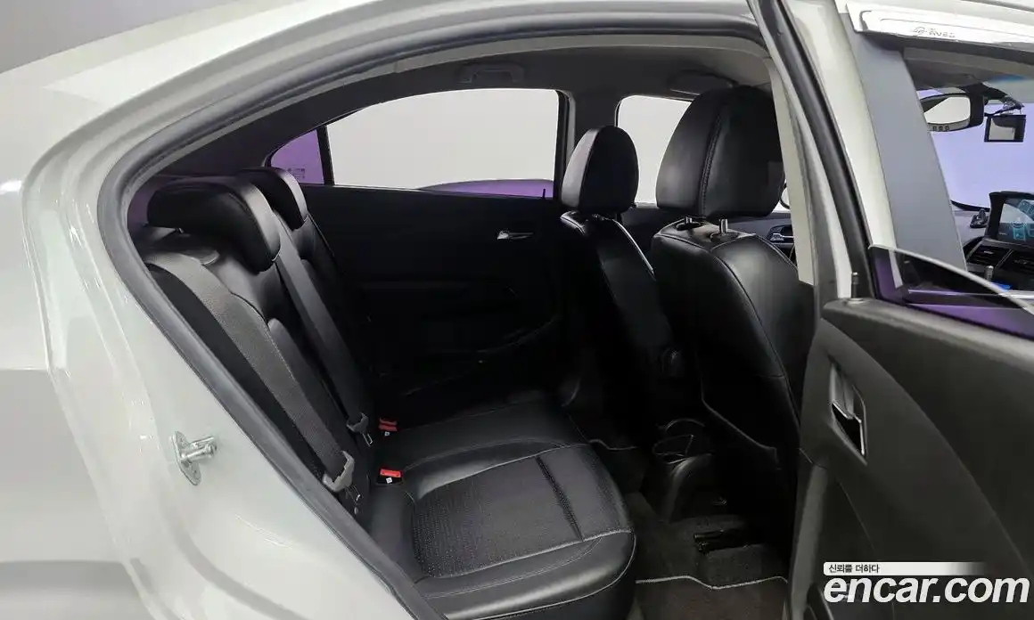 Chevrolet Aveo 2013 1.6 Автомат в Москве № 42287, фото 7