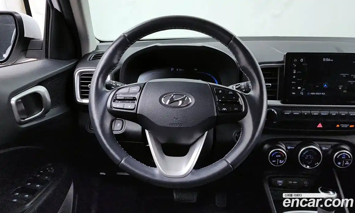 Hyundai Venue 2023 1.6 Автомат в Москве № 42488, фото 13
