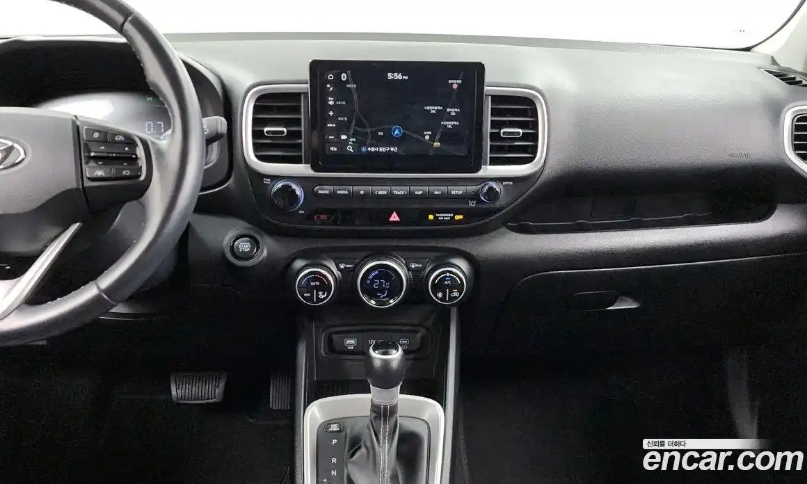 Hyundai Venue 2023 1.6 Автомат в Москве № 42488, фото 14